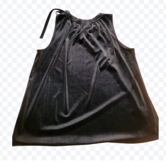 NWOT Ann Taylor Black Velvety Soft Sleeveless Halter Neck Blouse - Picture 3 of 9